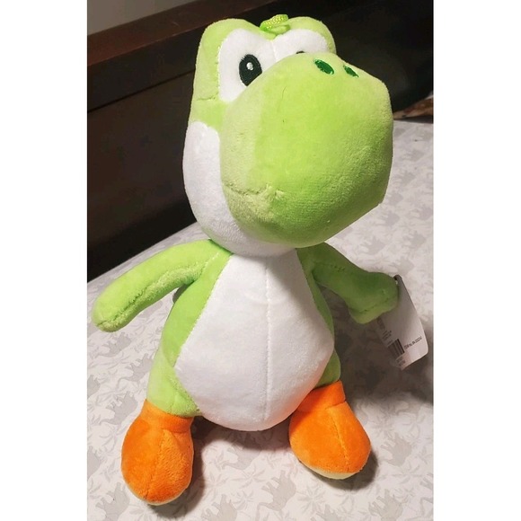 Nintendo Super Mario Yoshi Plush 2020 10" by Good Stuff Stuffed Animal - Picture 1 of 6